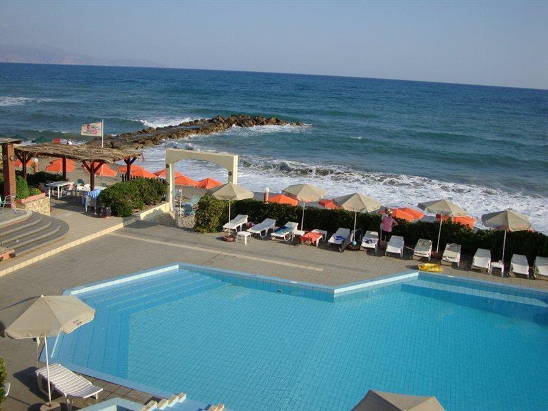 Hotel Haris On The Beach Ajía Marína Kültér fotó
